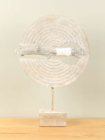 Figur für den Innenbereich – Grau – Kunstharz – Scheibe Ethno – 49x34x12 cm