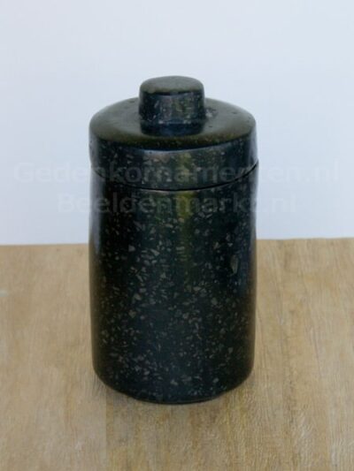 Gedenkstätte – Schwarz – Terrazzo – Urne schwarz, mittelgroß – 15x8x8 cm
