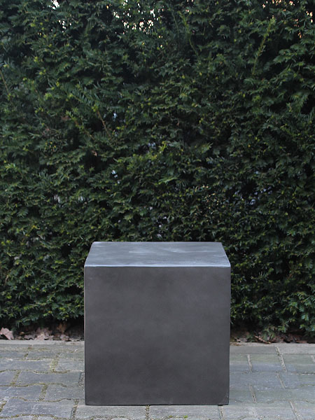 Sockel / Säule - Anthrazit - Light Cement - 20x20x20 cm