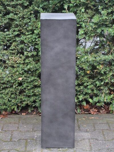 Sockel / Säule – Anthrazit – Light Cement – 90x26x26 cm