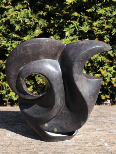 Gartenfigur – Kobaltsteen – Schwarz – Naturstein – Chronik Nr. 2 – 32x31x15 cm