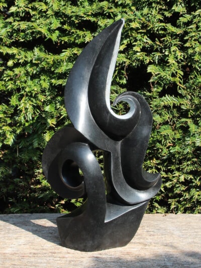 Gartenfigur – Springsteen – Schwarz – Naturstein – Frei – 46x24x11 cm