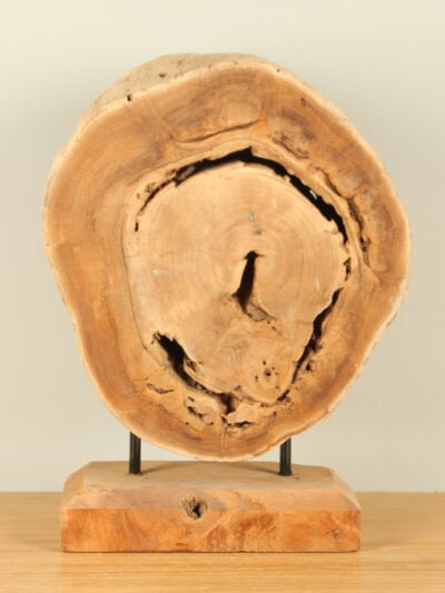Holzdekoration auf Ständer – Hellbraun – Teakholz – Dekoration auf Ständer JT/HP-96 – 41x30x15 cm