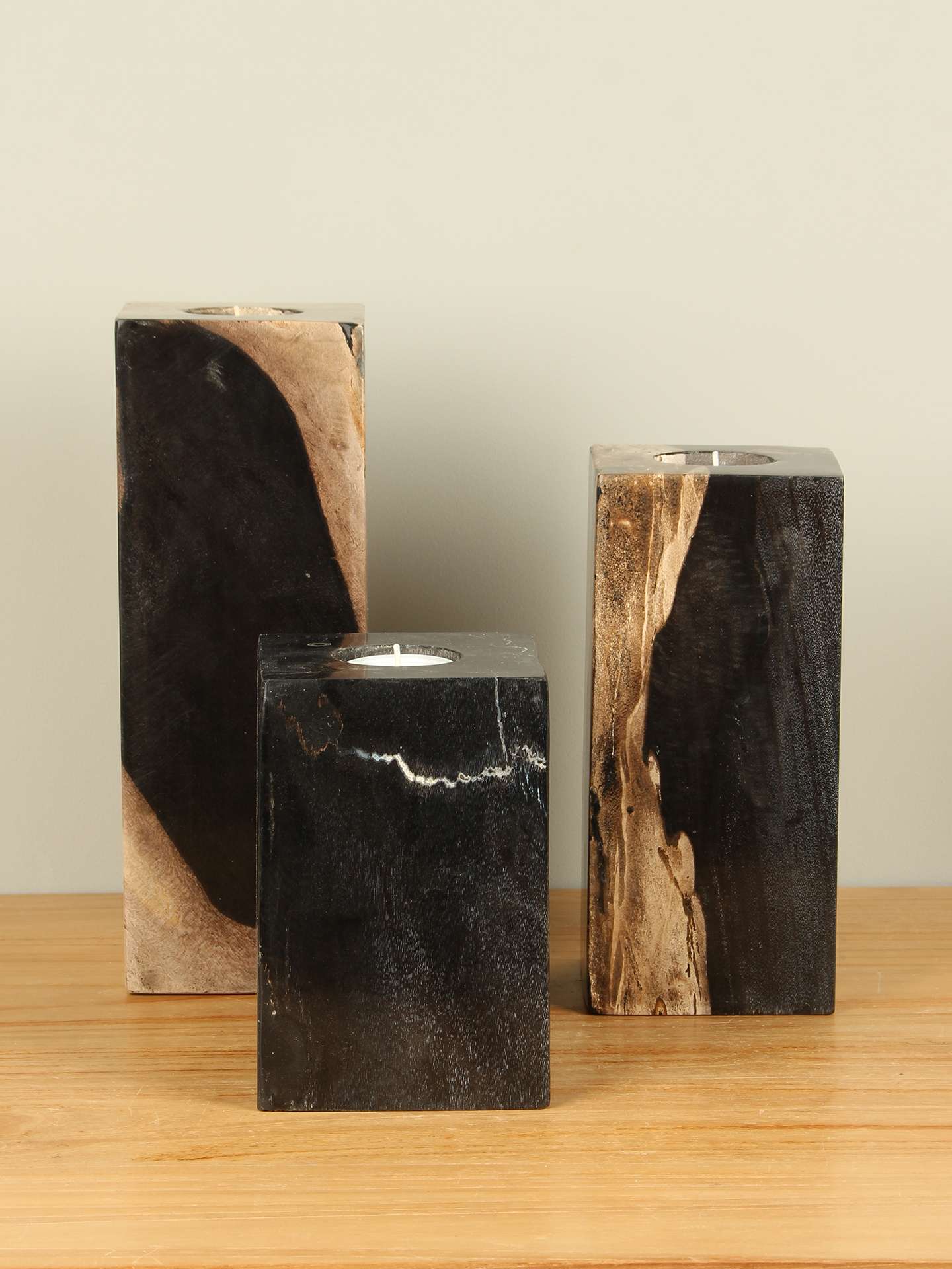 Teelichthalter - Schwarz - Versteinertes Holz - nr. 19 - 25x9x9 cm – Bild 3