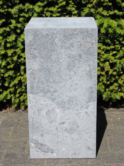 Sockel / Säule – Brenngestein – Chinesischer Hartstein – 60x30x30 cm